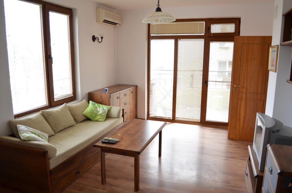 Art Apartments - Pomorie Exterior foto